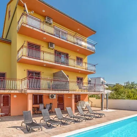 Apartment Panorama